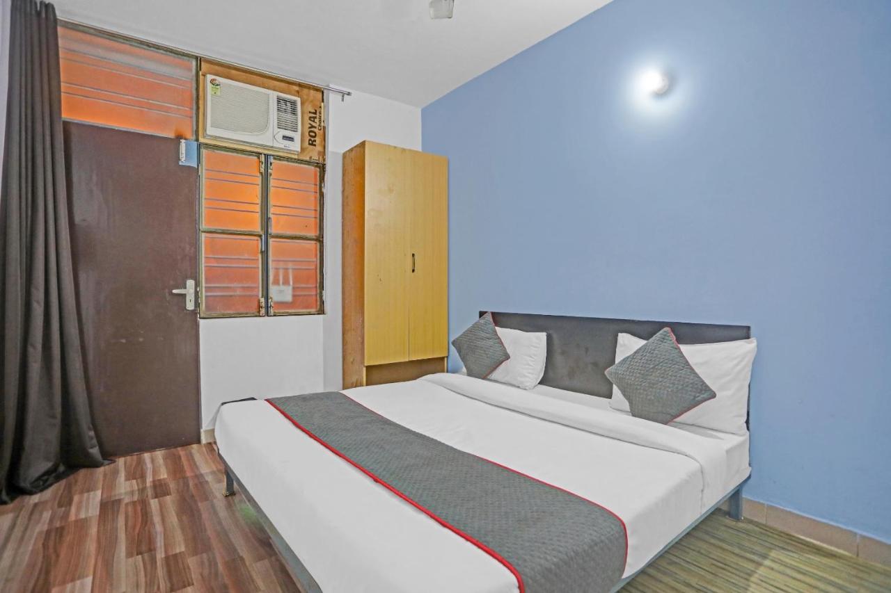 Collection O Jps Near Pvr Vikaspuri Delhi Hotel Exterior photo